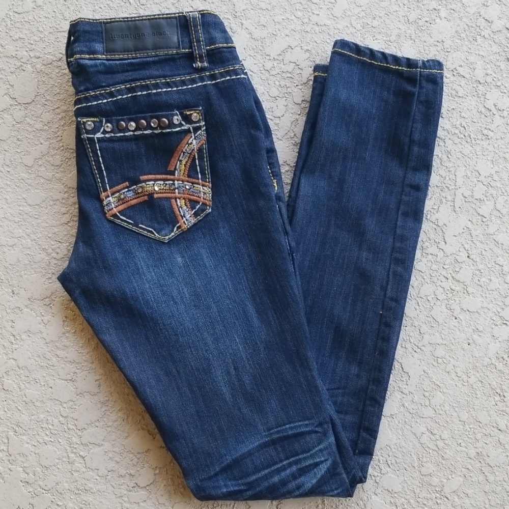 ❤️‍🔥SOLD❤️‍🔥‼️2/$30‼️  (NWOT) Rue21 jeans